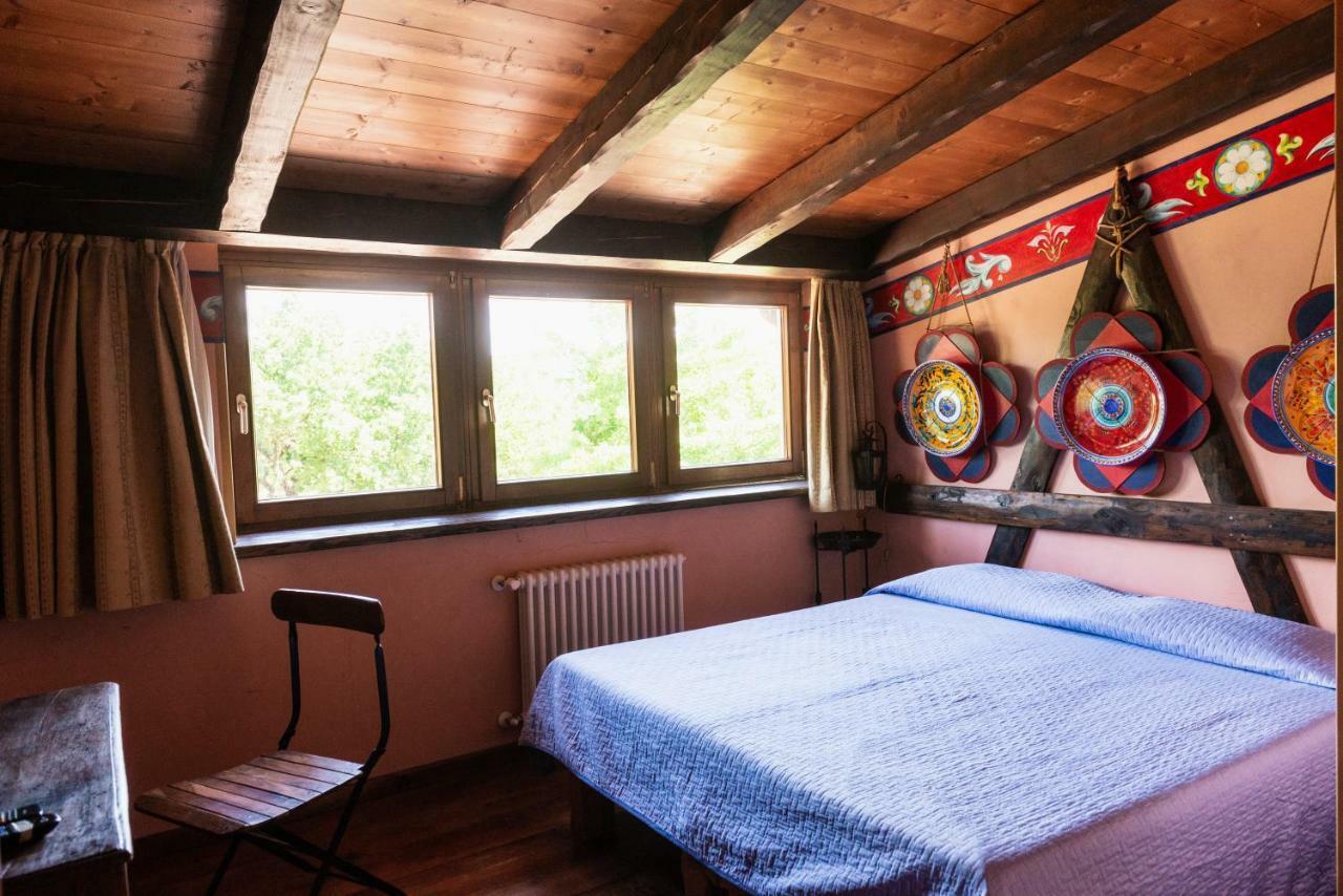 Agriturismo Mezzaluna Malchina Eksteriør billede
